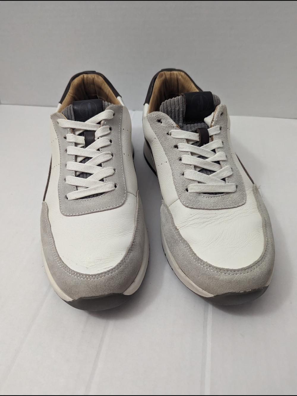 Johnnie-O Men's Prima Vintage Leather Suede Sneaker White Gray Size 9M US